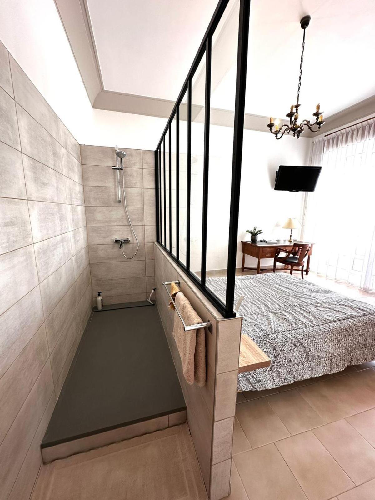 Appartement Spacieux de Grand Standing Nîmes Extérieur photo