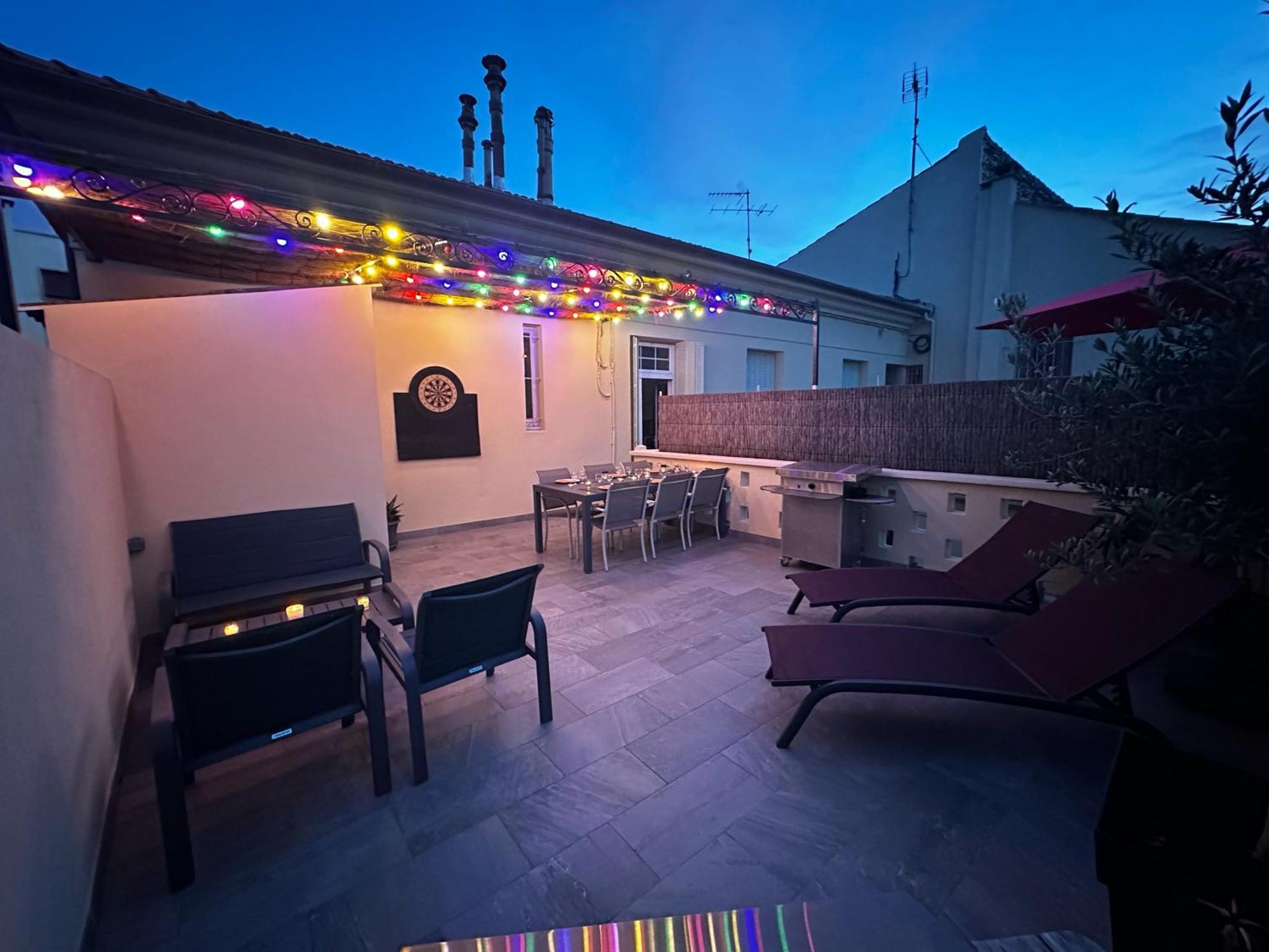Appartement Spacieux de Grand Standing Nîmes Extérieur photo